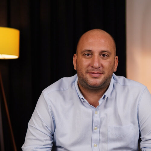 Nur Erdem ÖZEREN